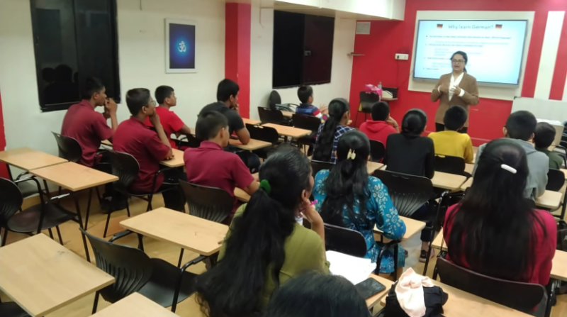 Intermediate B2 German course learning at Art of Language Pune